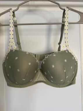 PINK Victoria's Secret Olive Green Daisy Embroidered Underwire Bra